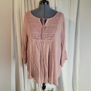 Carolyn Taylor Mauve Crochet Lace Accent Blouse